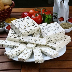 VAN OTLU PEYNİR 1KG