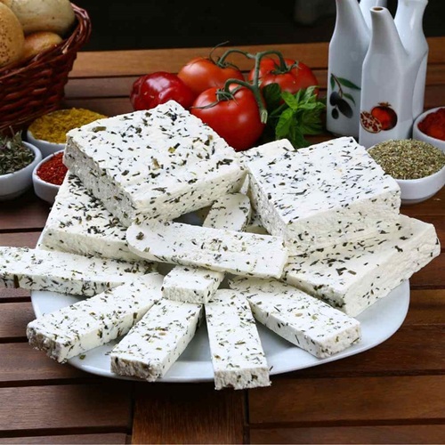 VAN OTLU PEYNİR 1KG